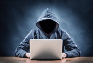 4 Characteristics of Online Predators