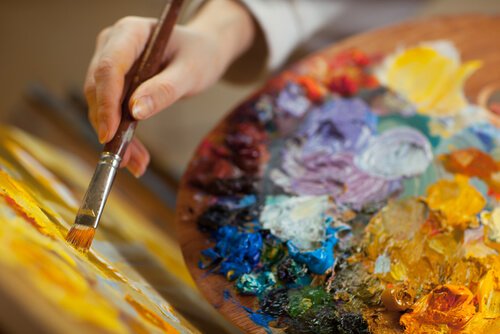 Someone painting.