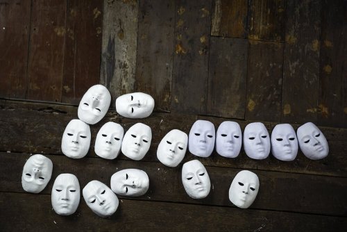 Symbolic interactionism suggests social life is just an act.