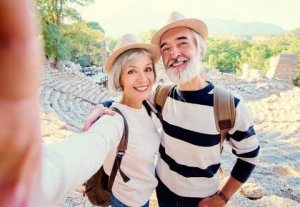 Middle-Aged People Tend to be the Happiest