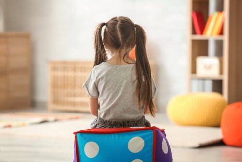 An autistic child from the back.