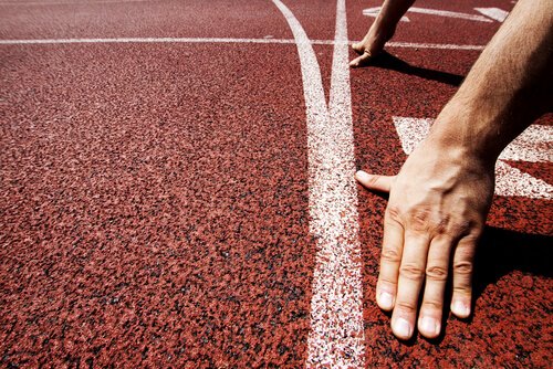 Runner at the starting line.