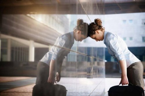 This woman would feel less stress if she developed a good habit.