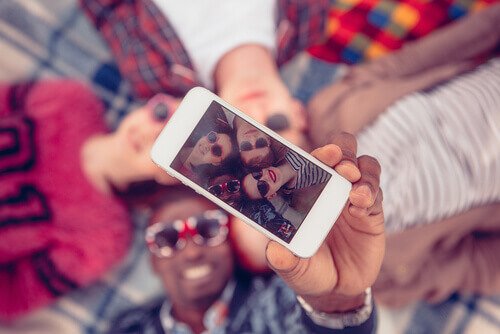 A group of friends taking a selfie.