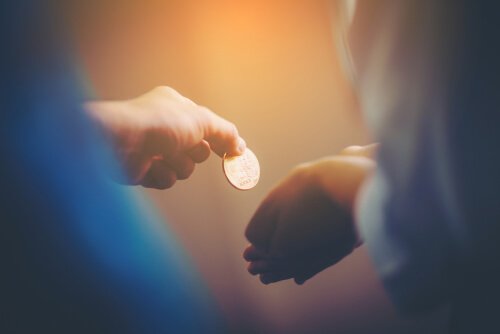 The foot-in-the-door technique.