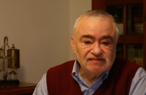 A picture of Ignacio Solares, the writer.