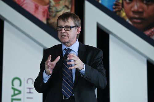 Hans Rosling and his predictions.