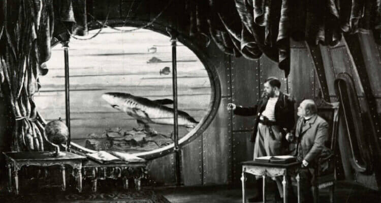 Jules Verne's submarine.
