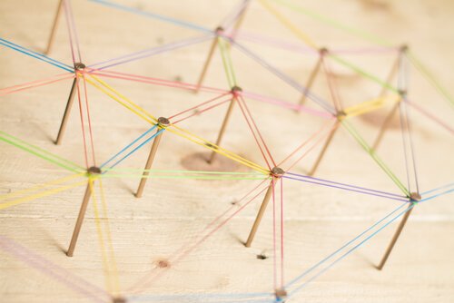 threads connecting nails