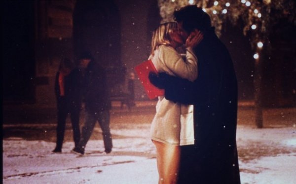 Bridget Jones kysser Mark Darcy