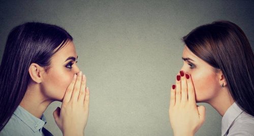 woman spreading rumors