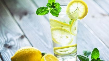 A glass of lemonade.