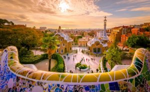 Antoni Gaudí: A Prodigious Architect
