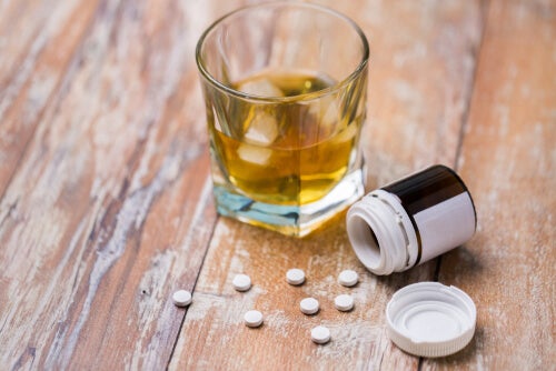 Antidepressants and Alcohol: What Are the Risks?