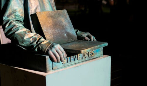 A statue of Steve Jobs.
