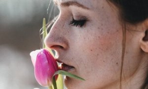 Why Is it so Hard to Forget a Past Love?