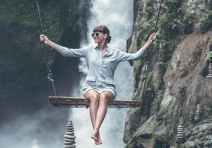 Learn to Measure Happiness in Moments