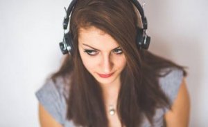 Earworm: Getting a Song Stuck in Your Head