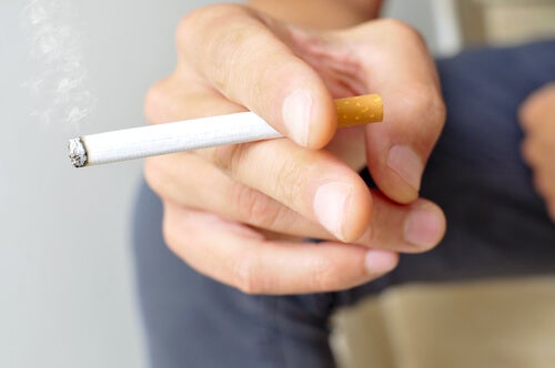 Smoking increases the risk of COVID-19 infection.