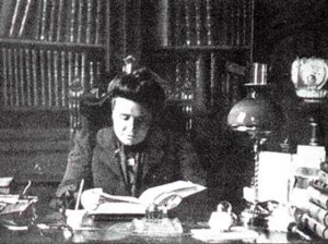 Dolors Aleu Riera, a Pioneer in Medicine