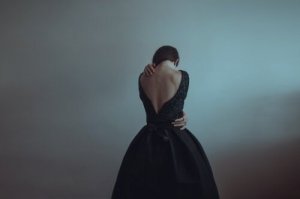 Being Alone Isn't the Same as Feeling Alone