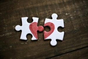 5 Feelings that Seem to Be Love but Aren't