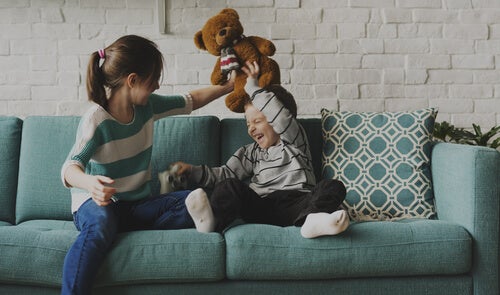 Does Birth Order Influence Sibling Personality?