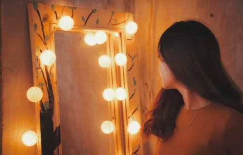 A woman looking behind.