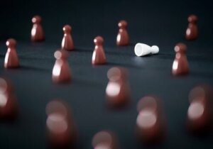 Social Exclusion Promotes Extremism