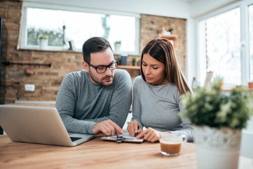 Balanceren tussen geld en je relatie is mogelijk