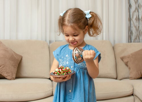 Fruit Snack Challenge: Instilling Self-Control in Children