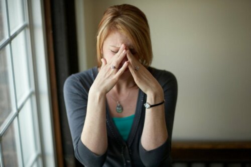 A woman who can't tell if she's neurotic.