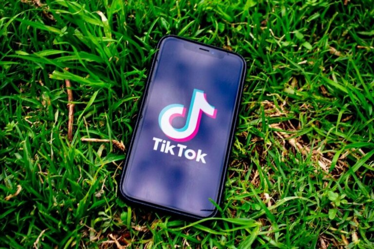 The Psychological Effects of TikTok