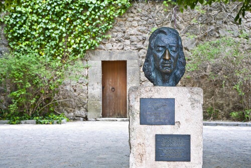 A likeness of Chopin.
