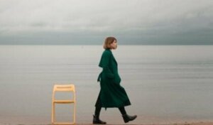 Does the End of a Friendship Hurt As Much as a Breakup?