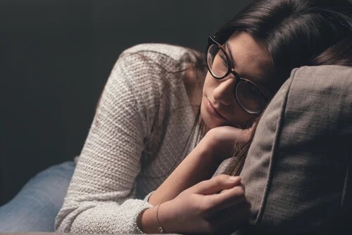 A depressed woman who may benefit from Wesslers cognitive analytic therapy.