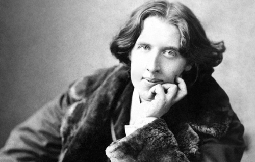 Oscar Wilde, one of the most important figures of aestheticism.