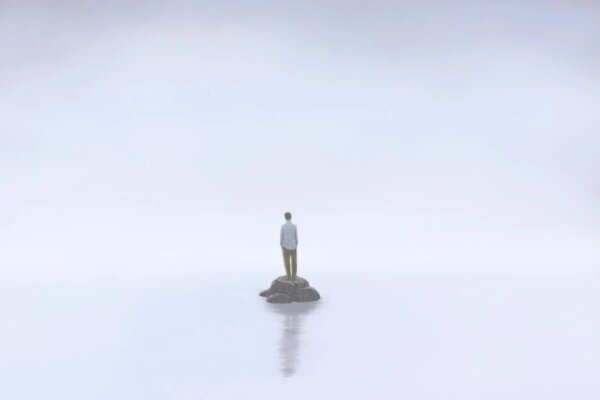 A man alone, depicting the isolation of Irvin Yalom.