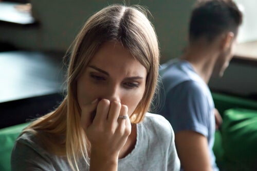 A woman who seems to be thinking.