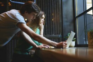 Cyber Dating Abuse - How to Regain Control