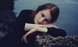 Are Anxiety and Low Self-Esteem Related?