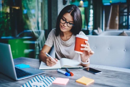 What Are the Benefits of Working Freelance?