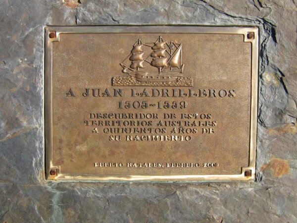 An image of engraved plaque.