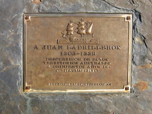 An image of engraved plaque.