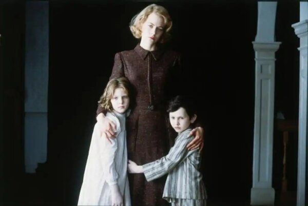 The main characters in The Others.
