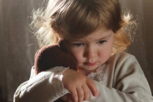 Childhood Experiences Modify the Brain