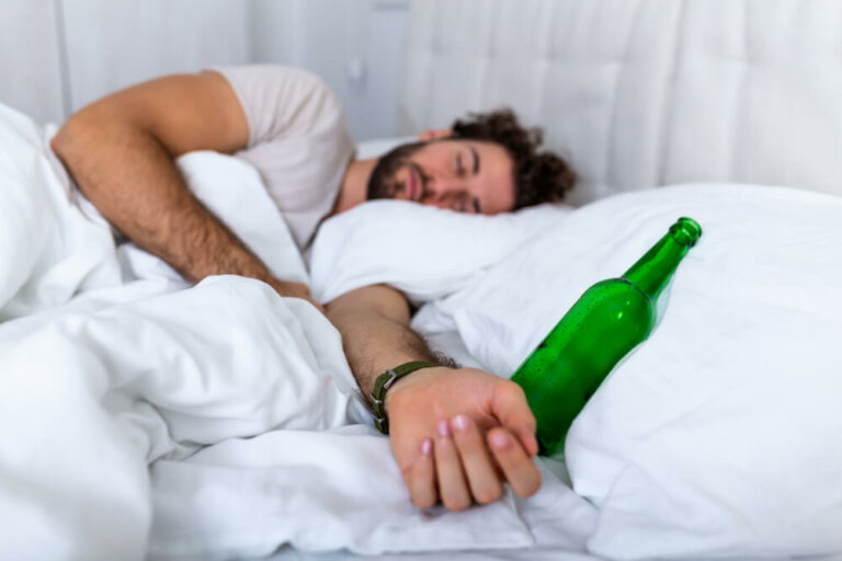 Drinking Alcohol Before Bed Negatively Affects Your Sleep