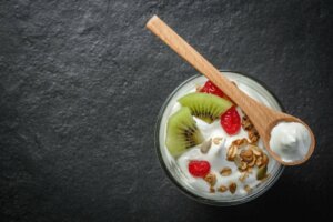 The Differences Between Probiotics and Prebiotics