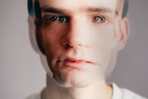 Seven Clues to Help You Recognise a Dark Triad Personality