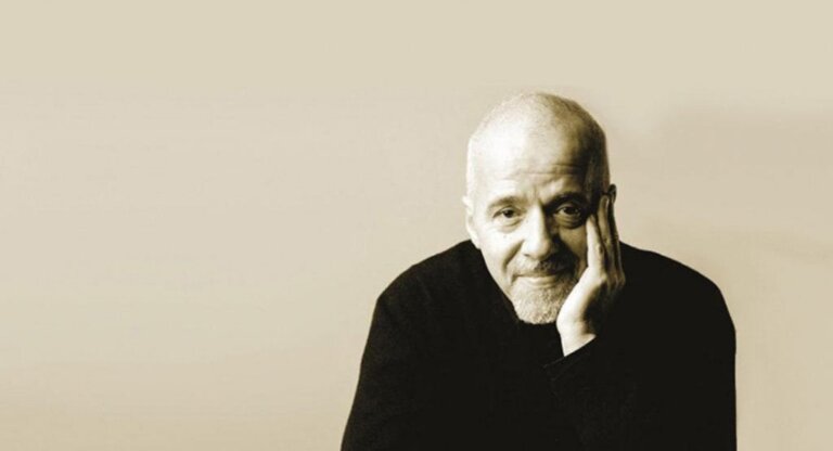 15 Famous Sayings by Paulo Coelho